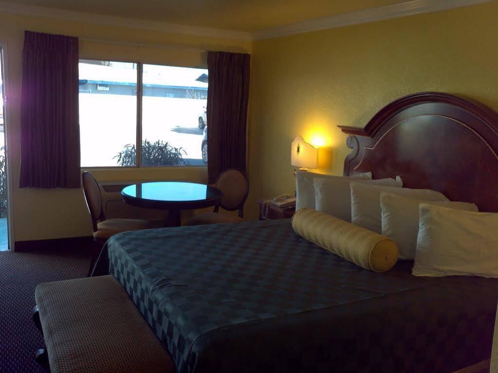 Desert Mirage Inn & Suites Needles Ngoại thất bức ảnh